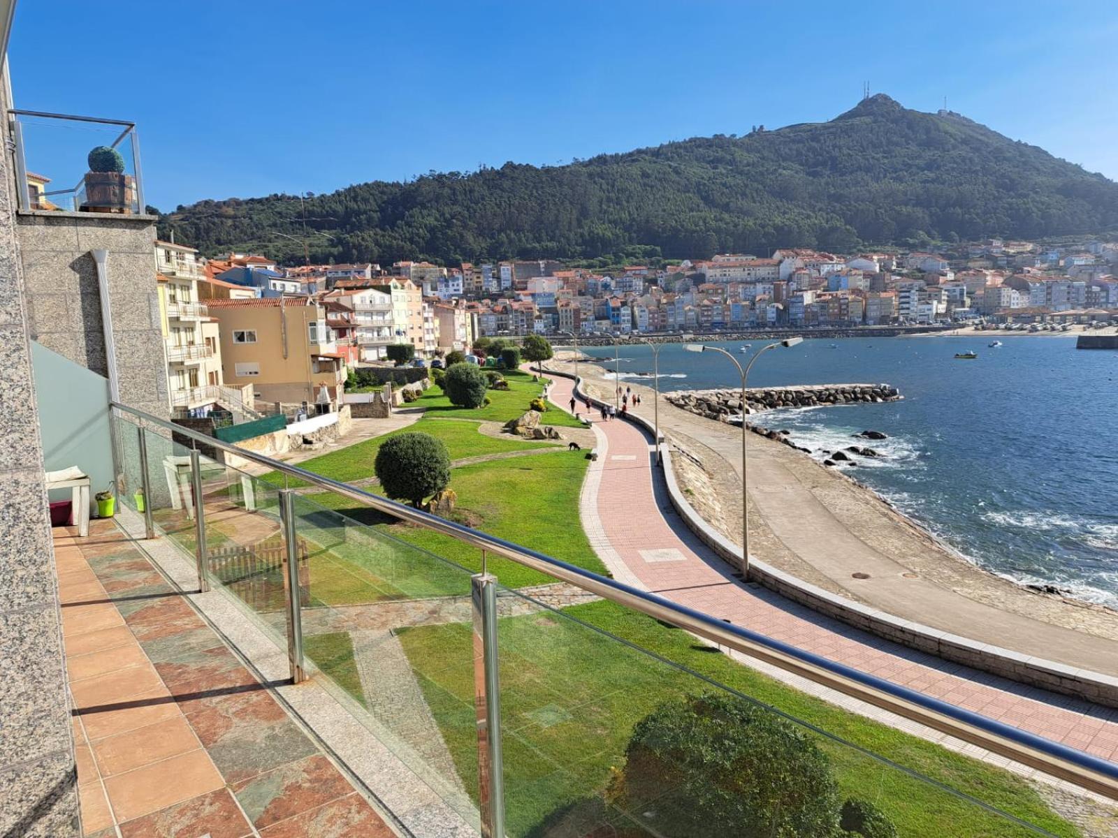 Апартаменты Malecon Guardes А-Гуарда Экстерьер фото